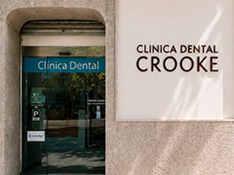 Fachada de la Clínica Dental Crooke en Palma de Mallorca